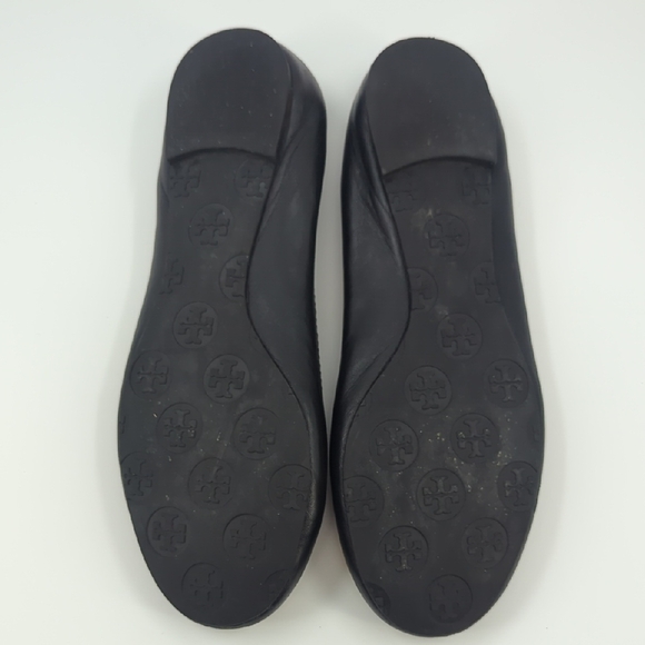 TORY BURCH Minnie Travel Ballet Flats Black Leather Gold Reva Logo Sz 6.5 - Picture 6 of 7